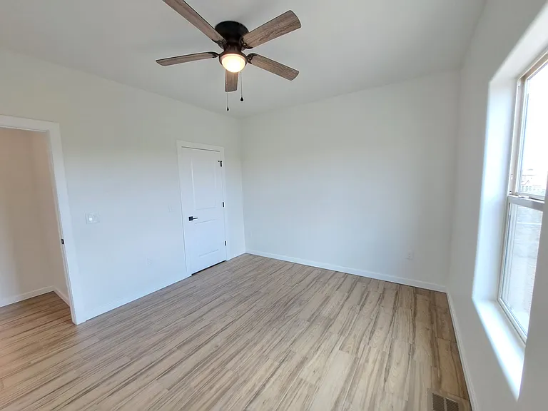 1263 Mission Nuevo Dr #1-4 — Photo 16