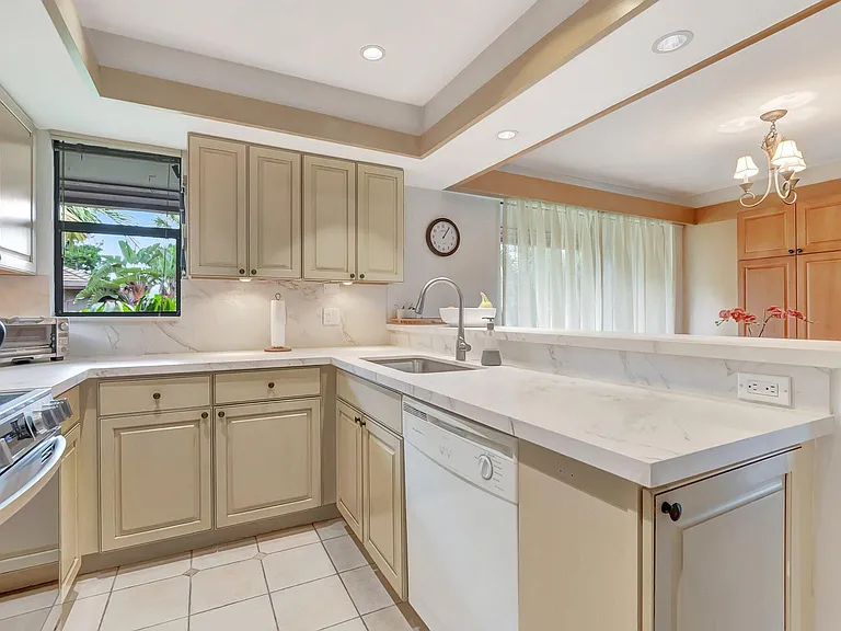 7067 Rain Forest Dr — Photo 13