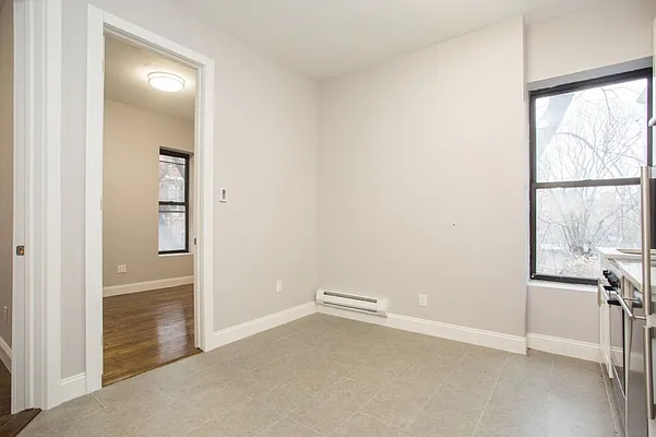 Rented by MNS | media 36