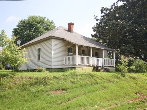 2818 Toms Creek Rd, Martin, GA 30557