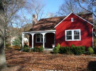 26 Woodland Dr, Norwich, CT 06360