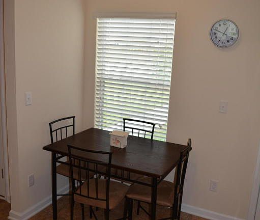 4th image of 3832 Falcon Crest Dr