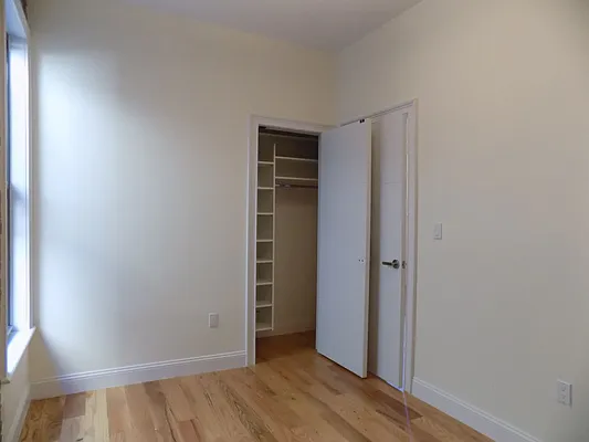 Rented by Blue Egg Realty Corp | media 11