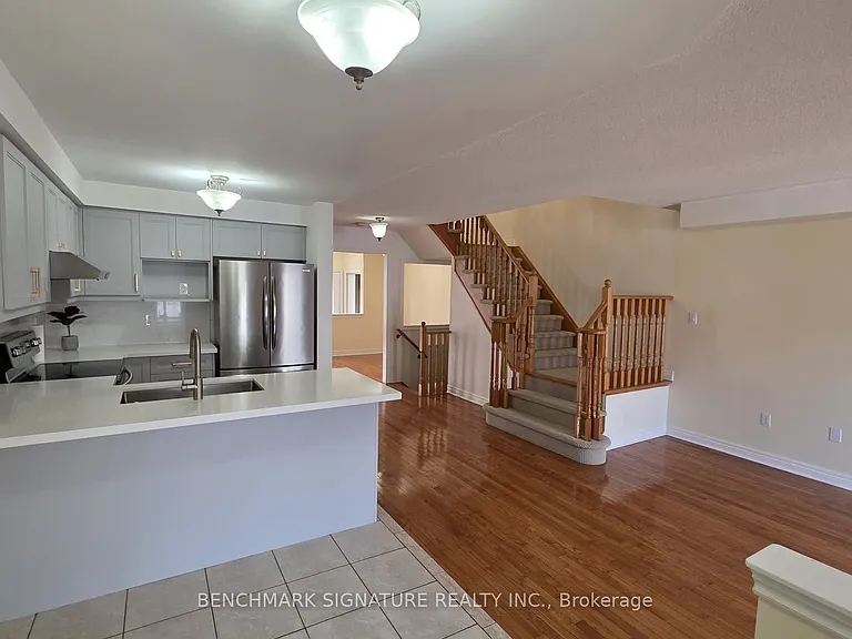 2030 Bur Oak Ave — Photo 19