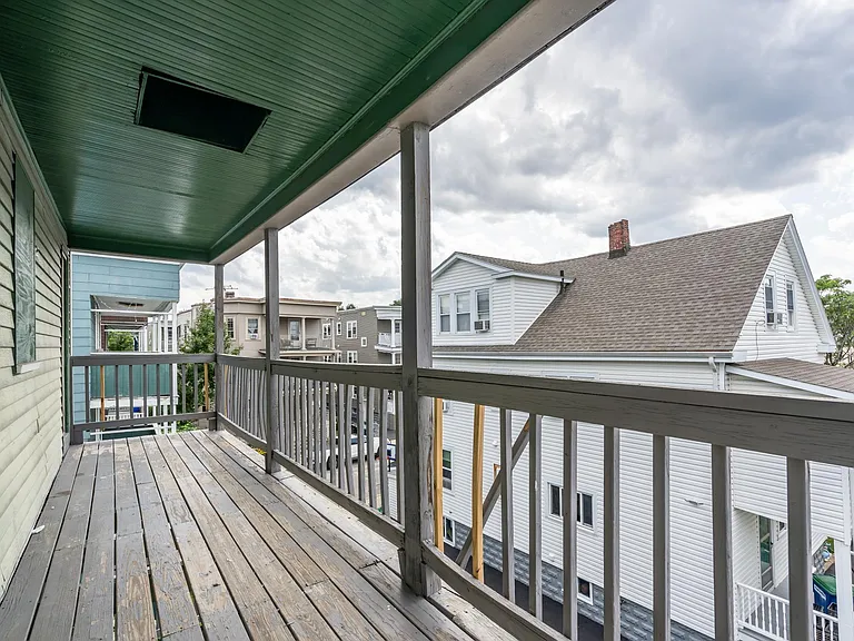 39 Perry St #3 — Photo 16