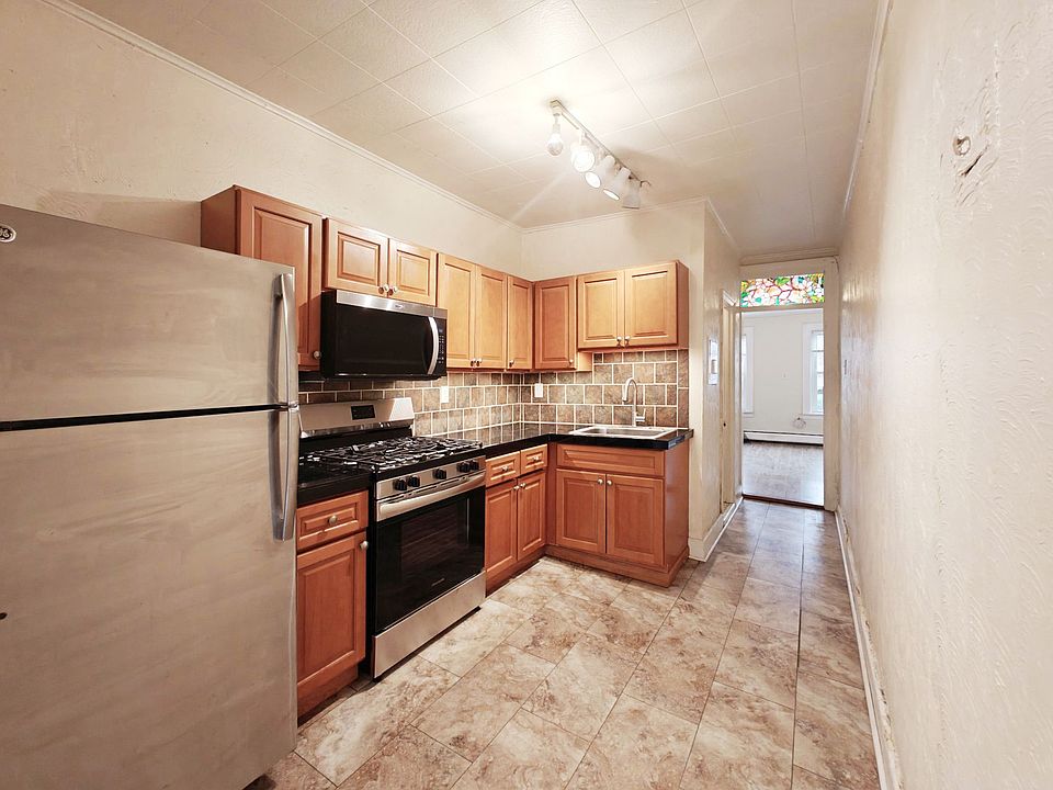 1st image of 314 7th St #4A