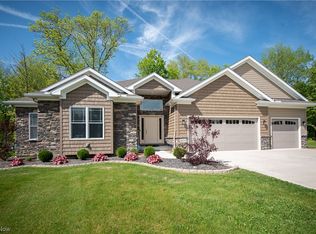 6455 Deer Hollow Dr, Valley City, OH 44280