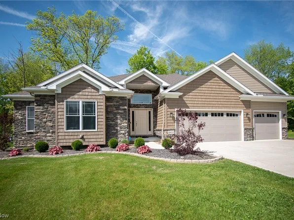 6455 Deer Hollow Dr, Valley City, OH 44280