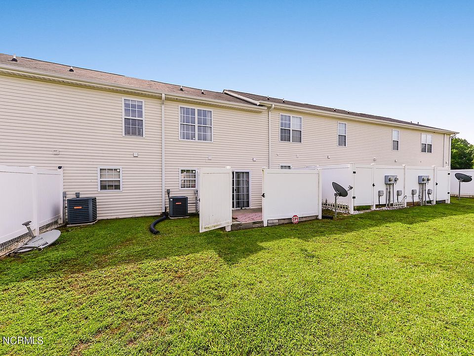 1548 Manning Forest Dr Greenville NC Zillow