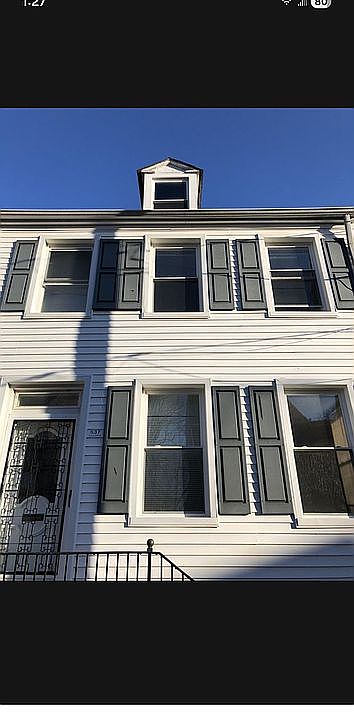 1st image of 637 Chester St