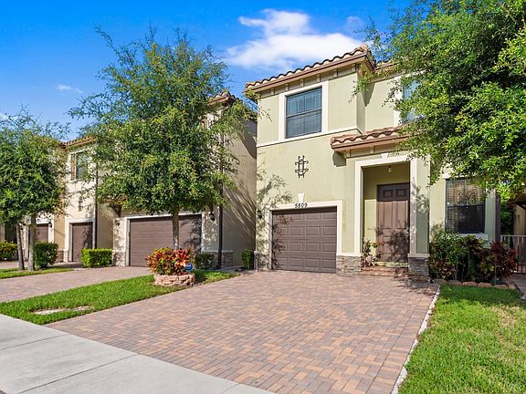2nd image of 5809 NW 46th Lane