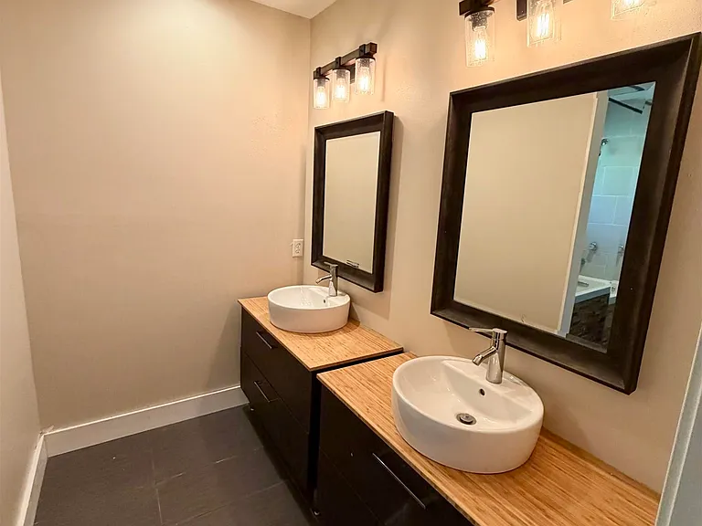 26084 Pichon Rd — Photo 14