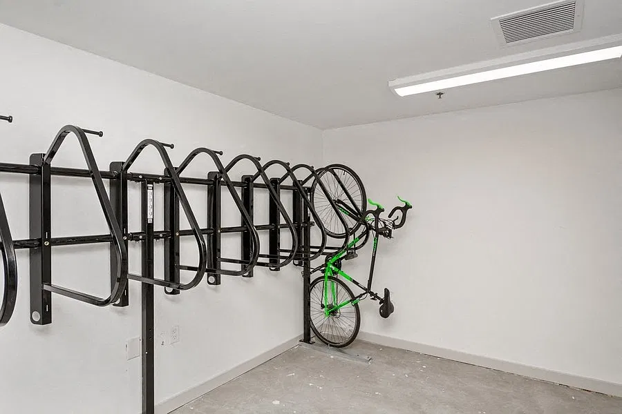 Serenade Apartments