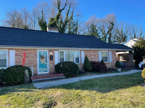 6056 Thornrose Rd, Roanoke, VA 24012