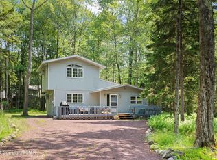 231 Gross Dr, Pocono Pines, PA