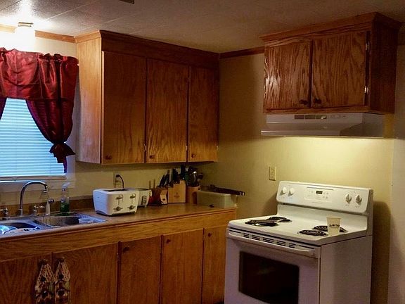 5th image of 310 Alley St