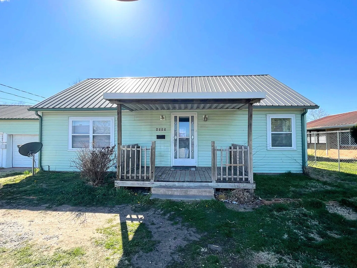 4 Bedroom Home — Photo 1