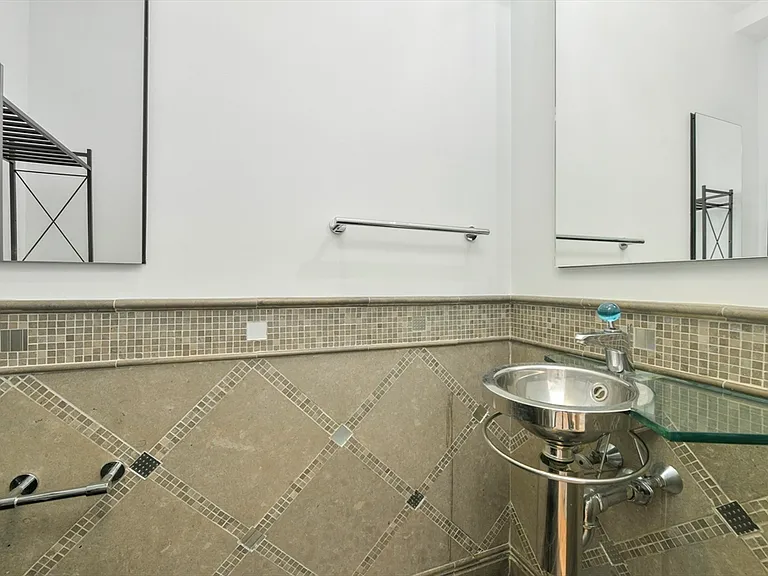 492 Beacon St #82 — Photo 24