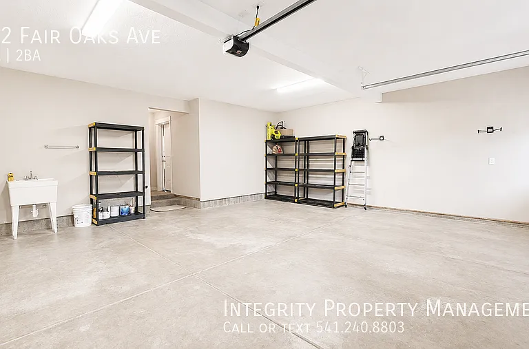 562 Fair Oaks Ave — Photo 23