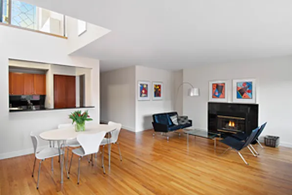 Sold by Corcoran | media 21