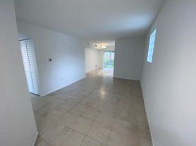 3740 N Jog Rd, Royal Palm Beach, FL
