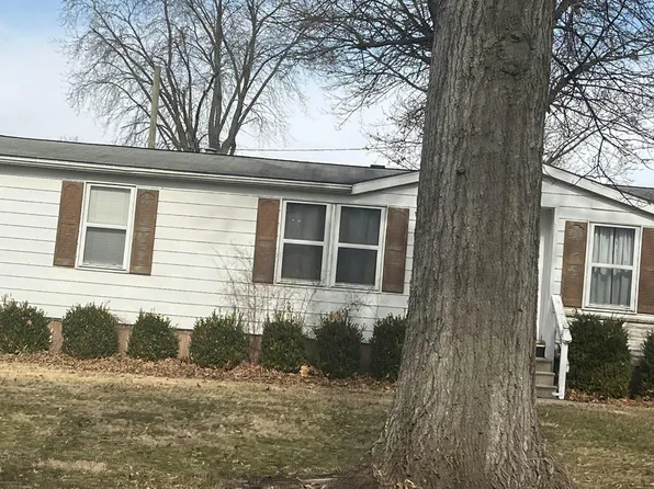 4911 Hills St, Granite City, IL 62040