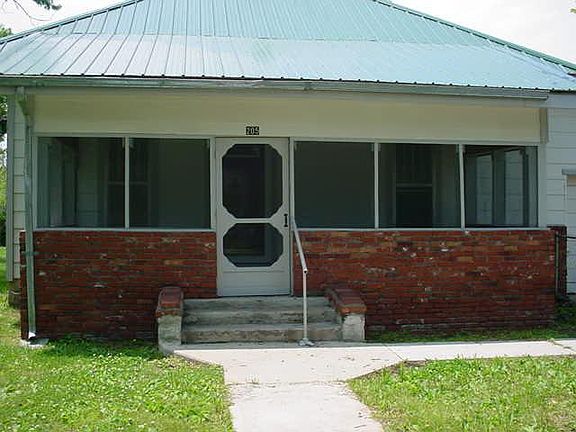 2nd image of 205 N Kentucky St