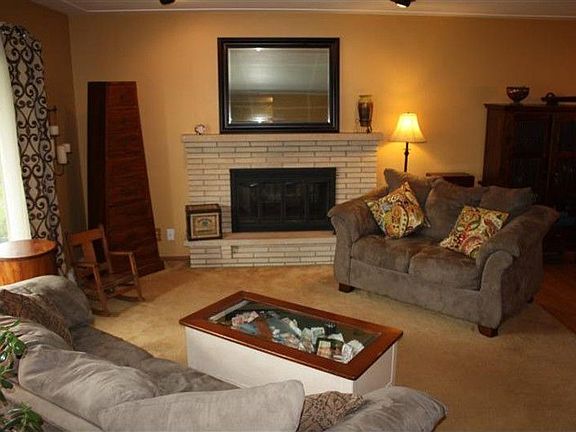 3rd image of 7305 Wooddale Ave