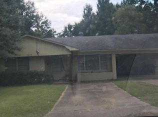 3270 Hubbard St, Paris, TX 75460