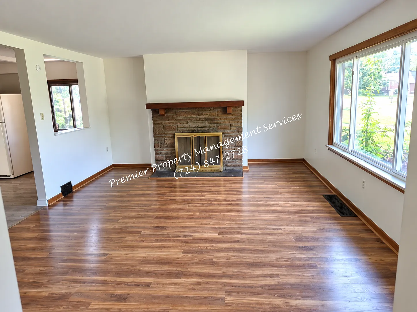 3012 22nd Avenue — Photo 2