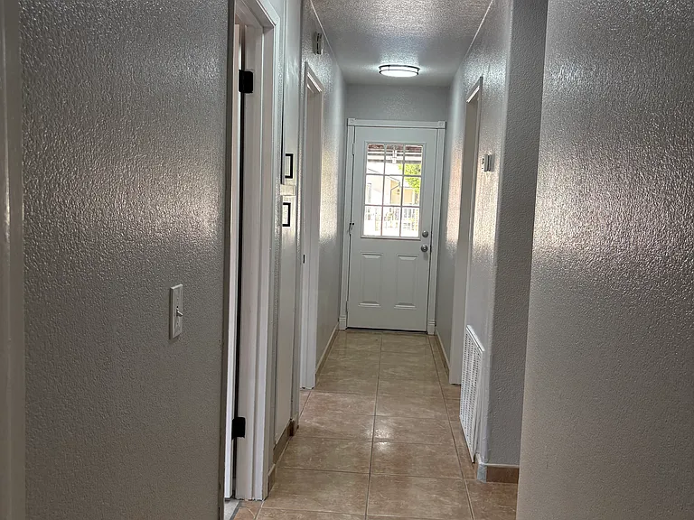 608 C Quiroz St — Photo 24