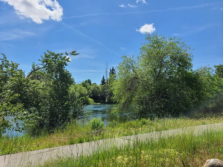 2121 E Upriver Dr #58 — Photo 24