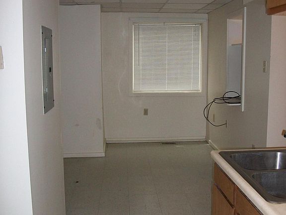2nd image of 23 Rose Ave APT C