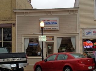 2886 Main St, East Troy, WI 53120