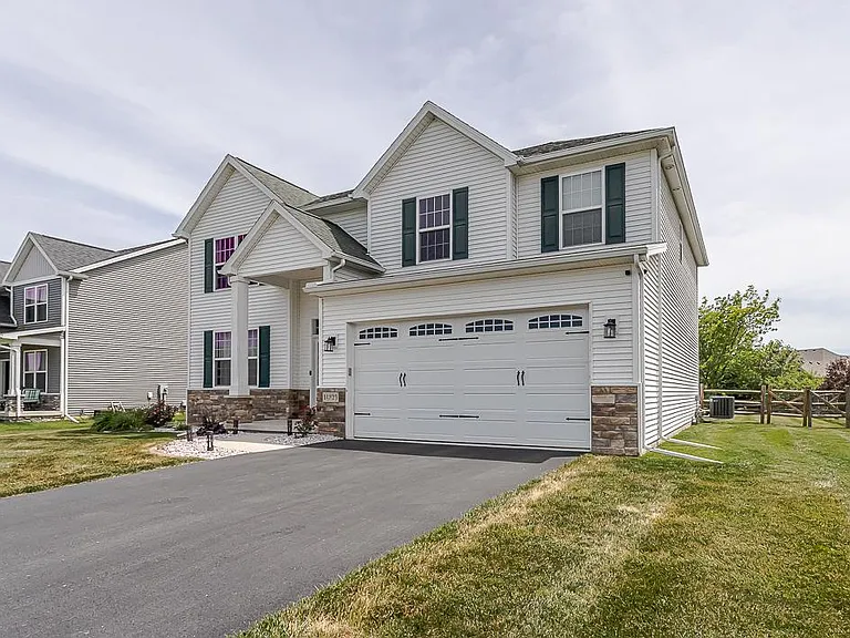 14825 Saddle Horn Dr — Photo 55