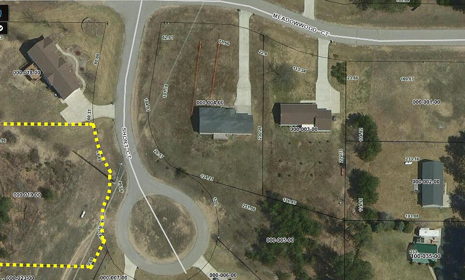 2nd image of 806 Short Ct