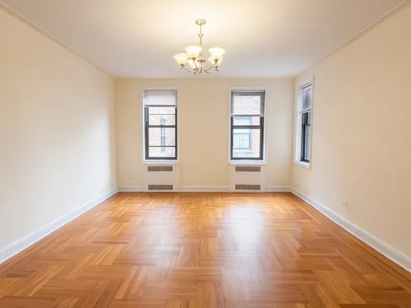 2147 E 17th St #64, Brooklyn, NY 11229