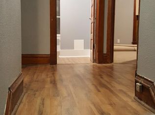 215 W 5th St, Cedar Falls, IA 50613