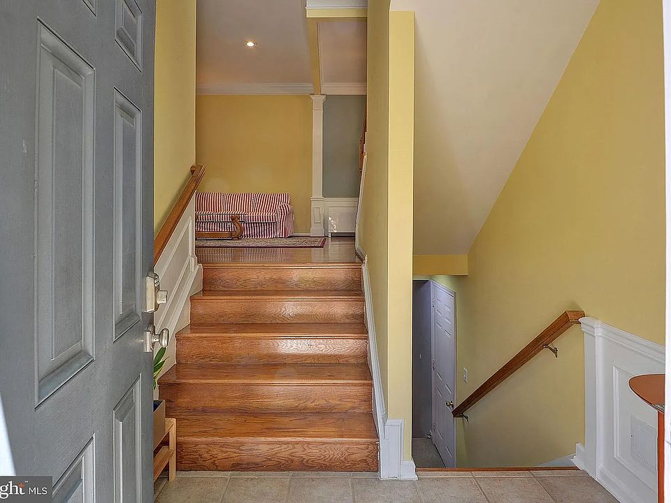 1st image of 6260 Split Creek Ln #1