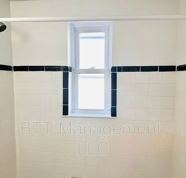 8805 Plymouth St #5 — Photo 37