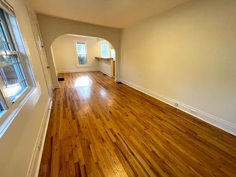 Red oak hardwood