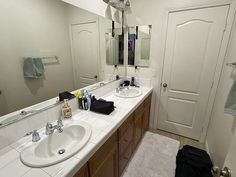16840 Silver Crest Dr — Photo 2