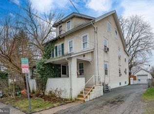 40 Grove Ave, Devon, PA 19333