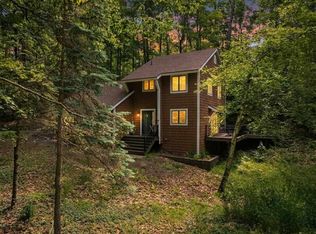 200 Birchwood Dr, Harbor Springs, MI 49740