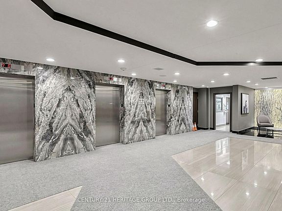 5th image of 7601 Bathurst St #210