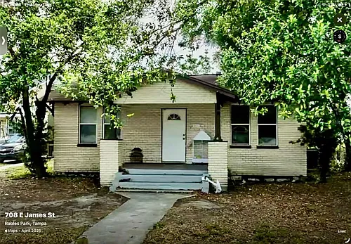 709 E James St Photo 1