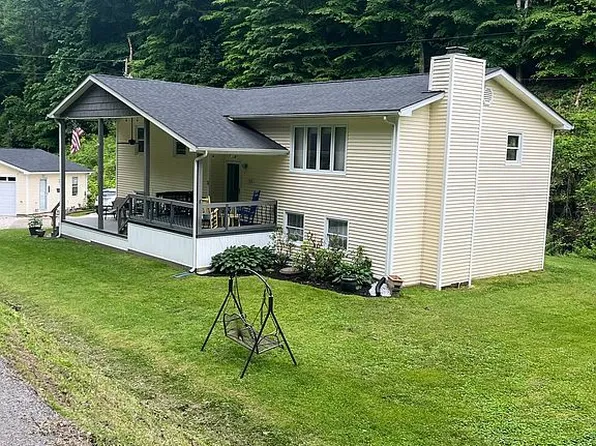 769 Coleman Br, East Point, KY 41216