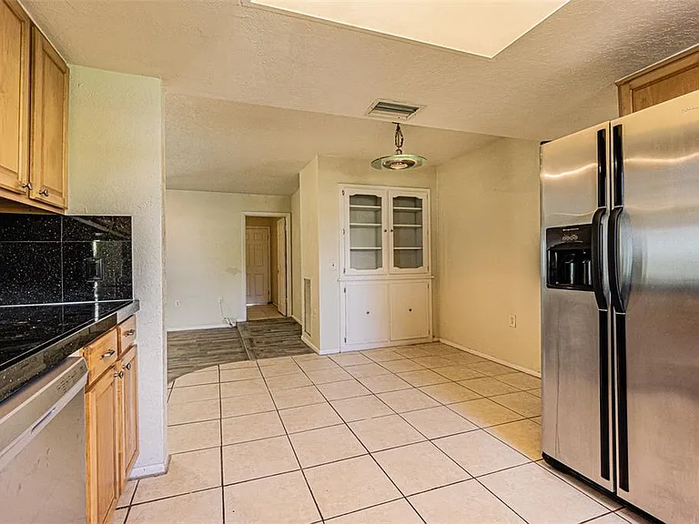 4149 Floramar Ter — Photo 12