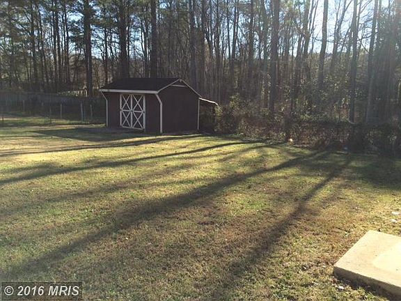 5th image of 46525 Rosewood Dr
