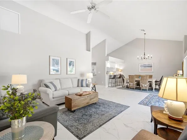 3982 Royal Wood BLVD, NAPLES, FL 34112